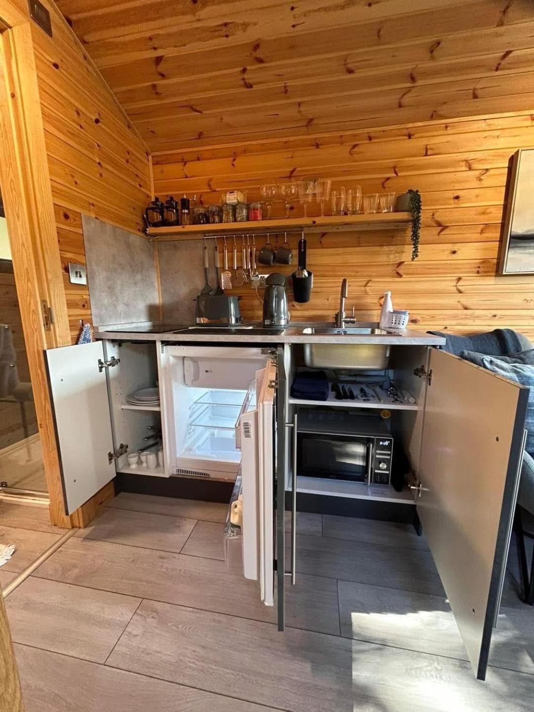 River Huts With Private Hot Tubs *